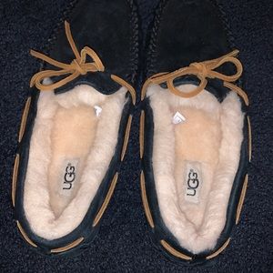 Never worn ugg moccasins